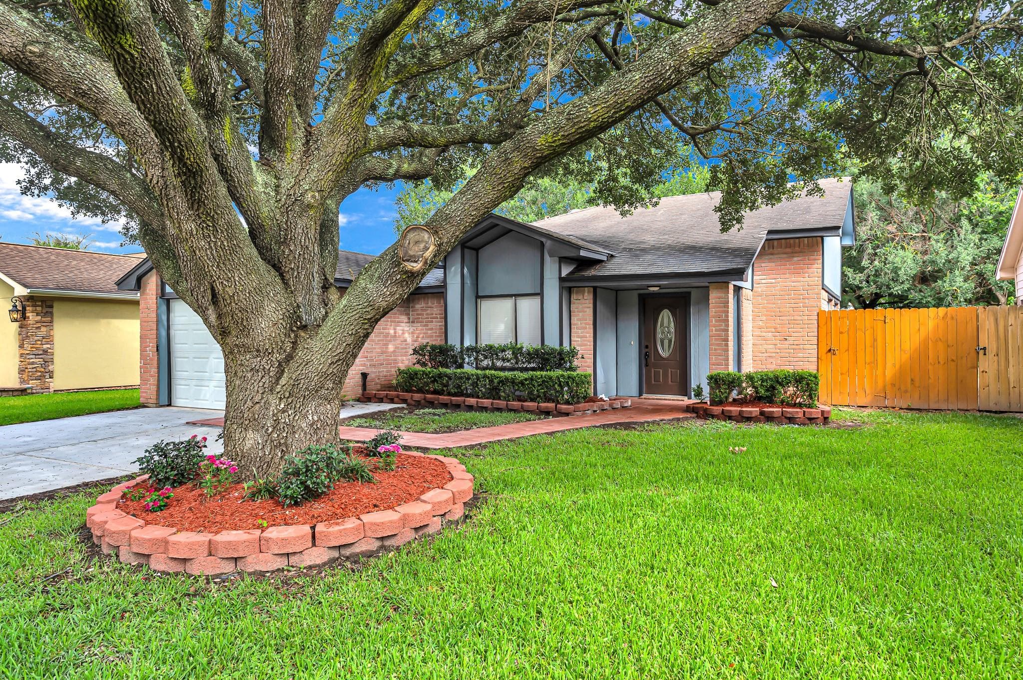 23918 Tayloe House Ln