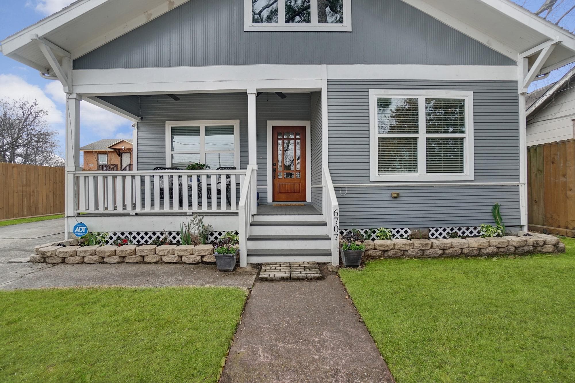 Main property image