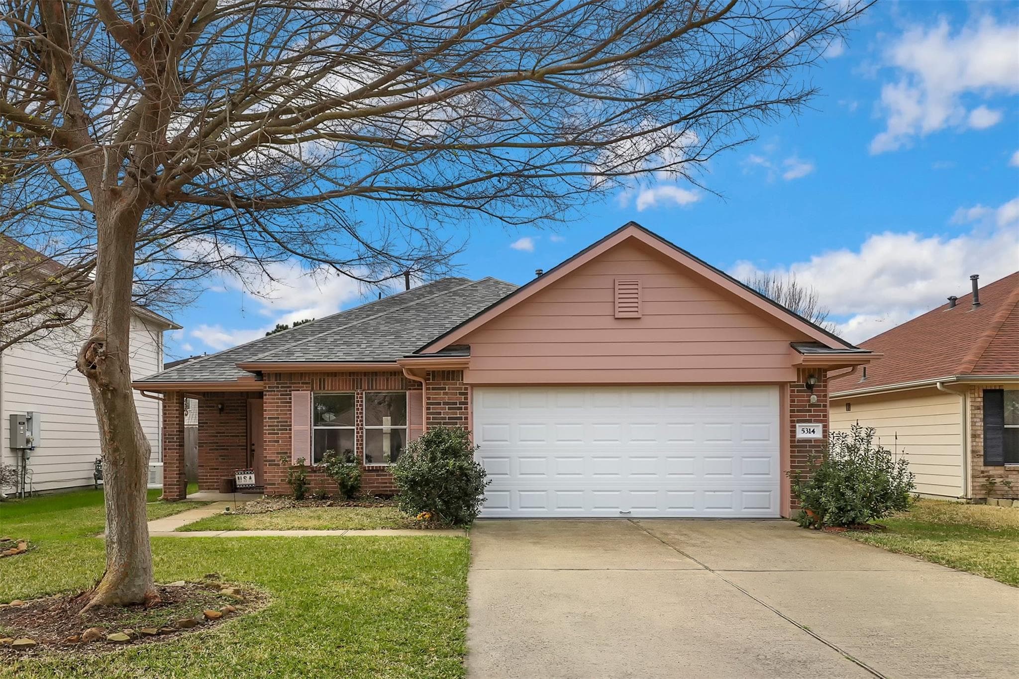 5314 Cinnamon Lake Dr