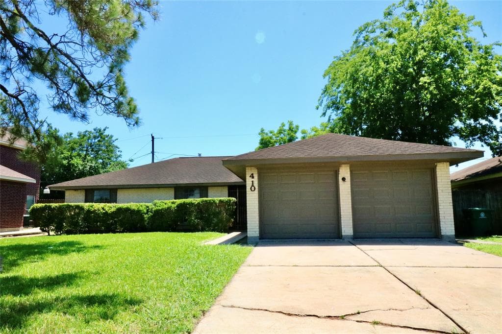 4107 Regency Dr