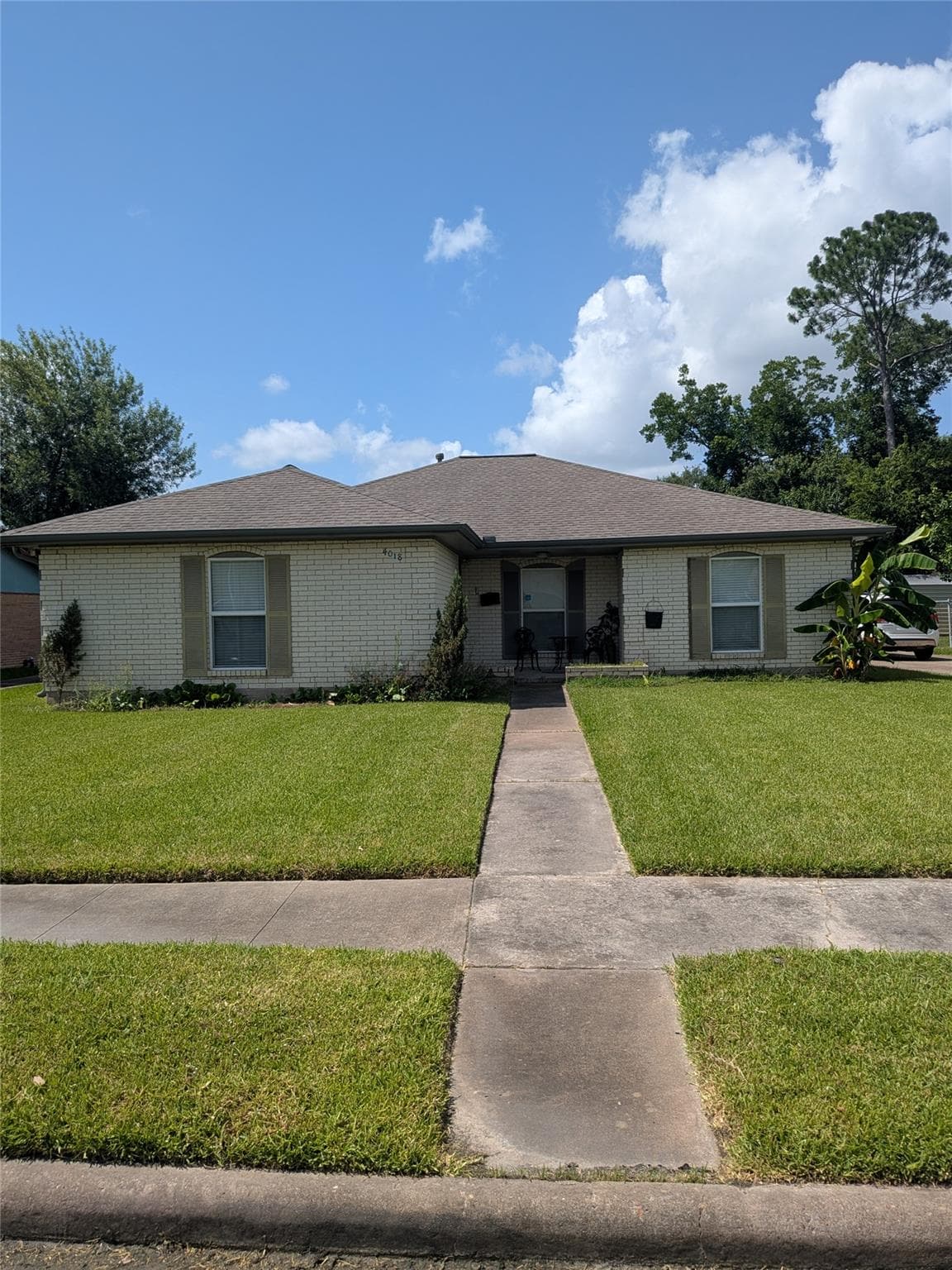4018 Rosewin Cir