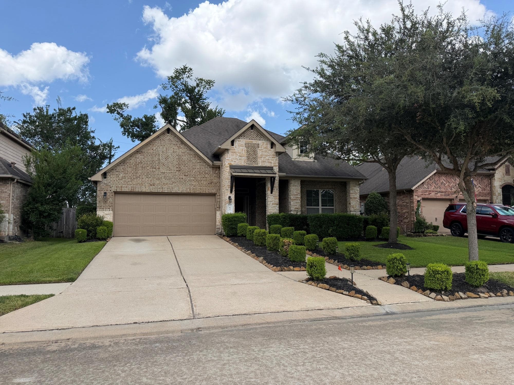 13 Assisi Way Ln