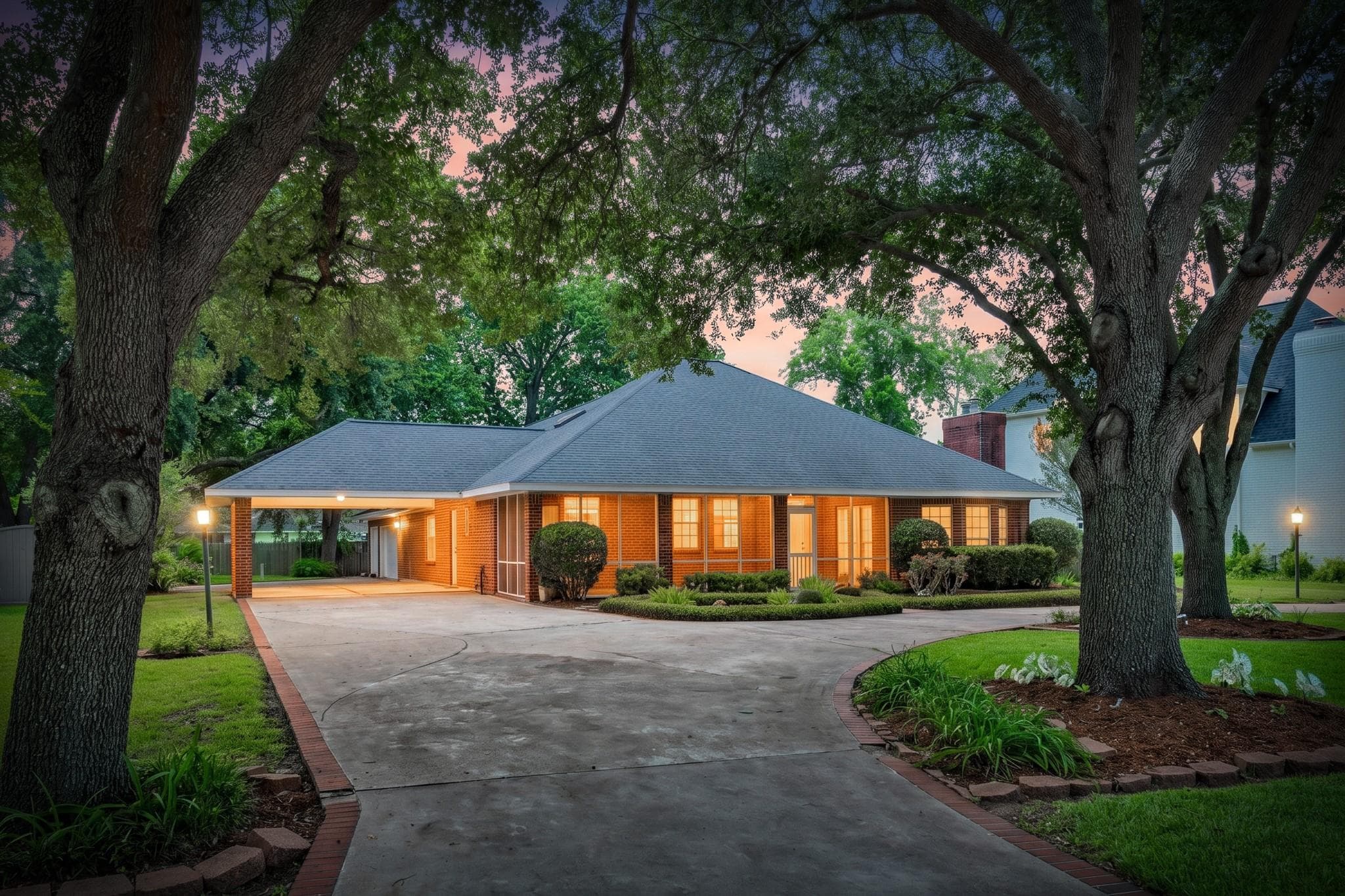 214 Dewberry Dr