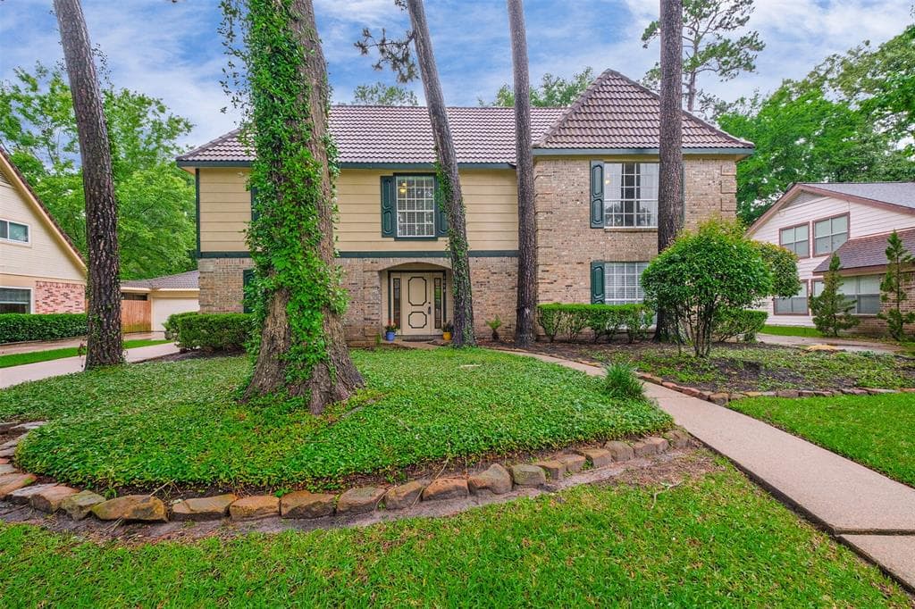 3015 Highland Laurels Dr