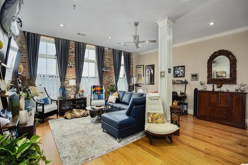 Gallery image 3