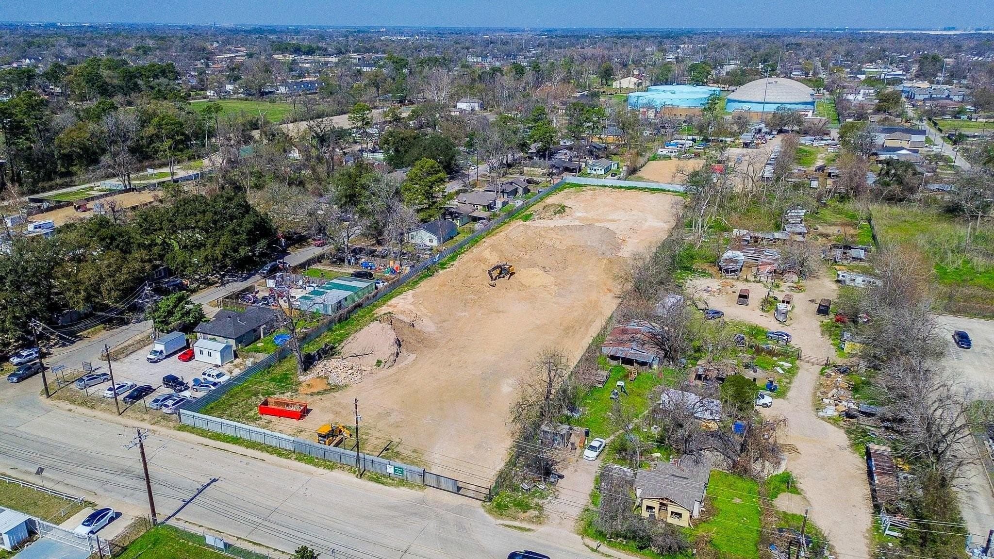 1714 W Little York Rd