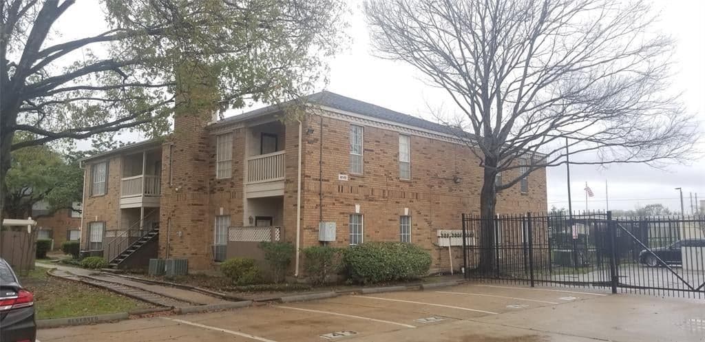 2626 Holly Hall St Apt 407