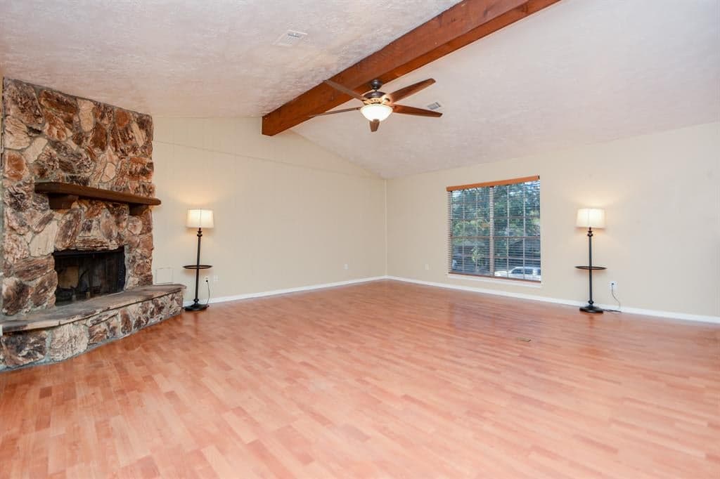 3022 Glen Spring Dr