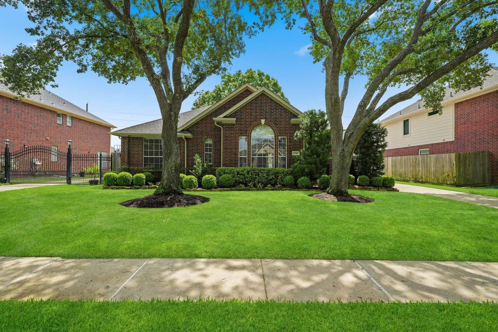 5718 Pebble Bank Ln