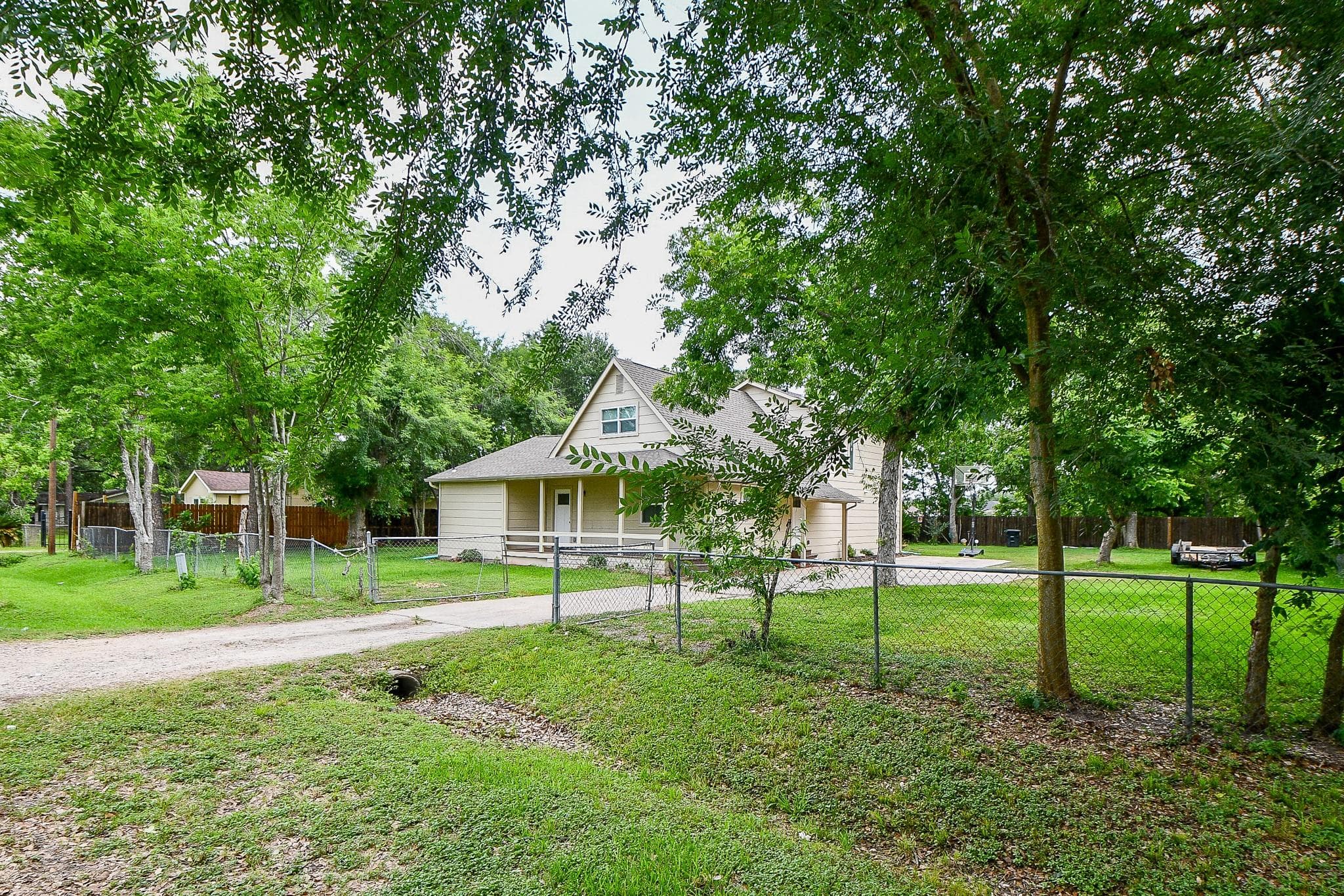 15115 Monrad Dr