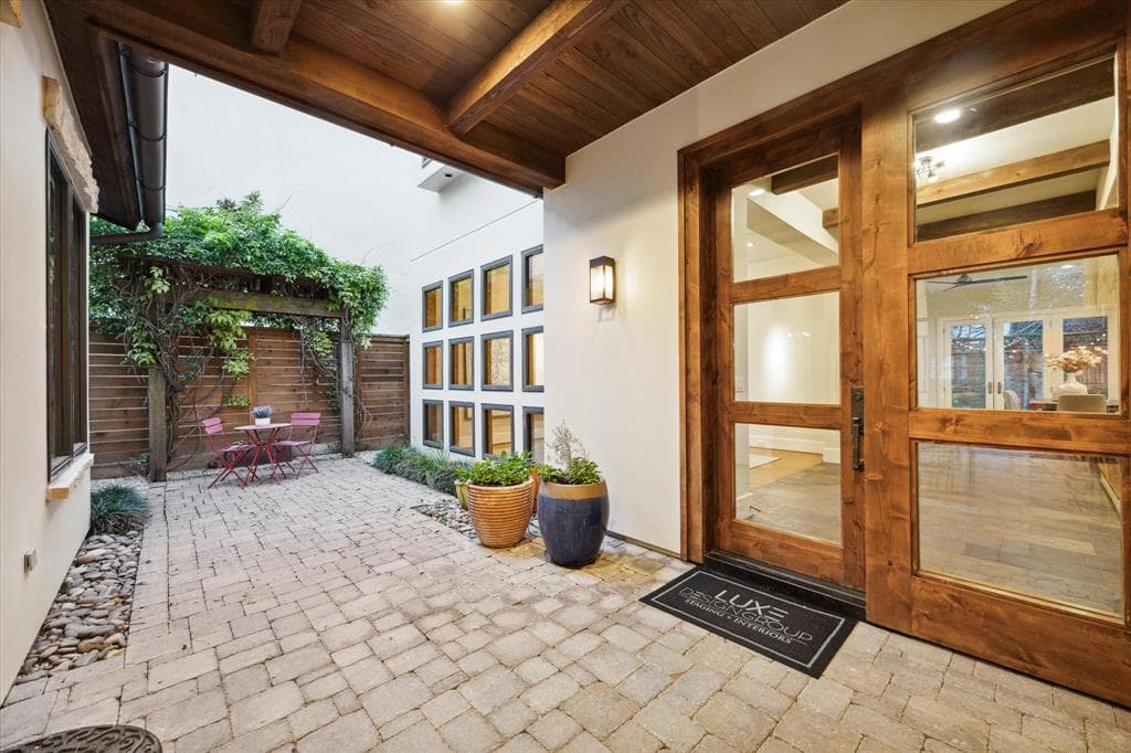 Gallery image 2