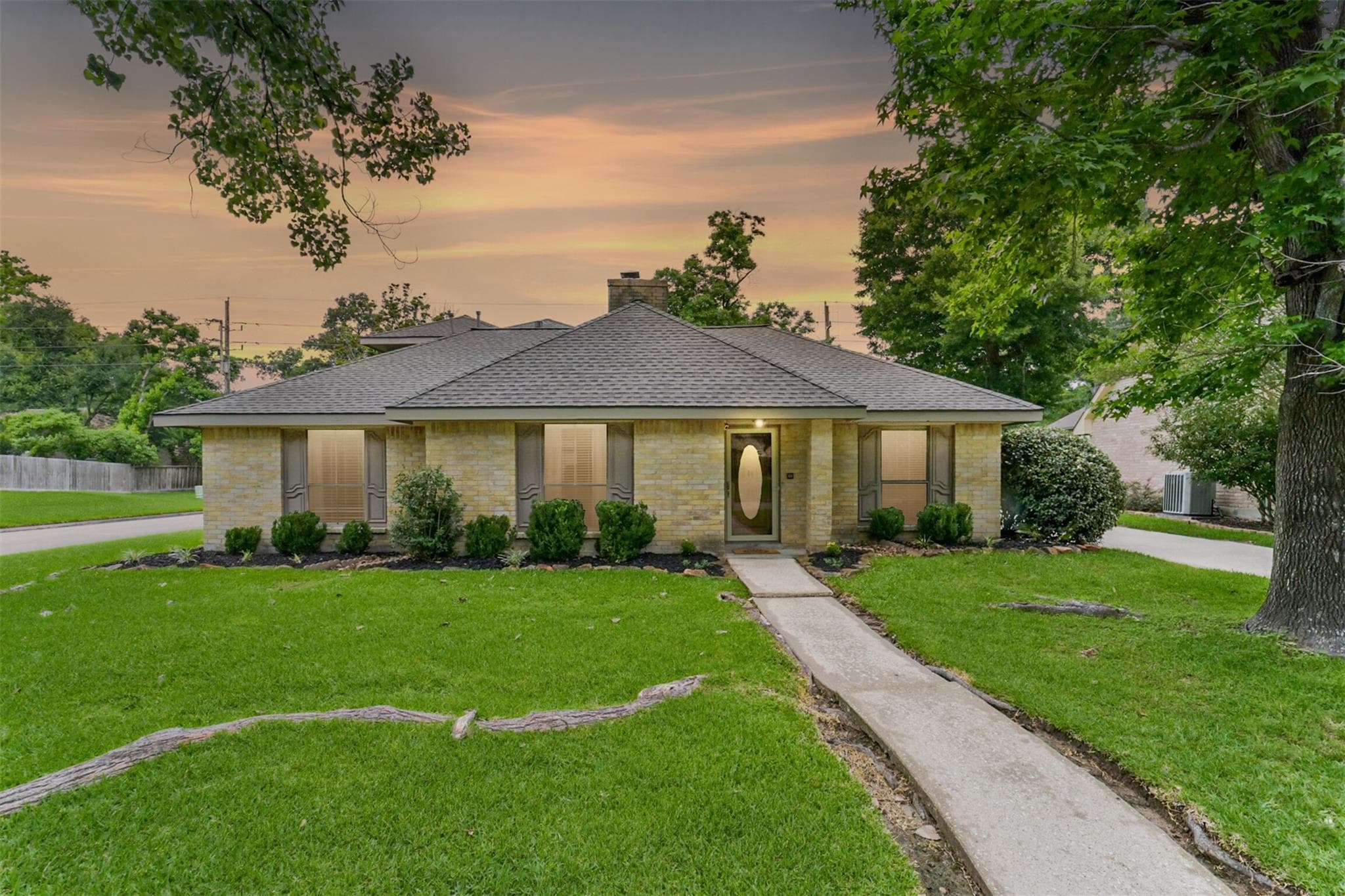 3703 Brook Shadow Dr