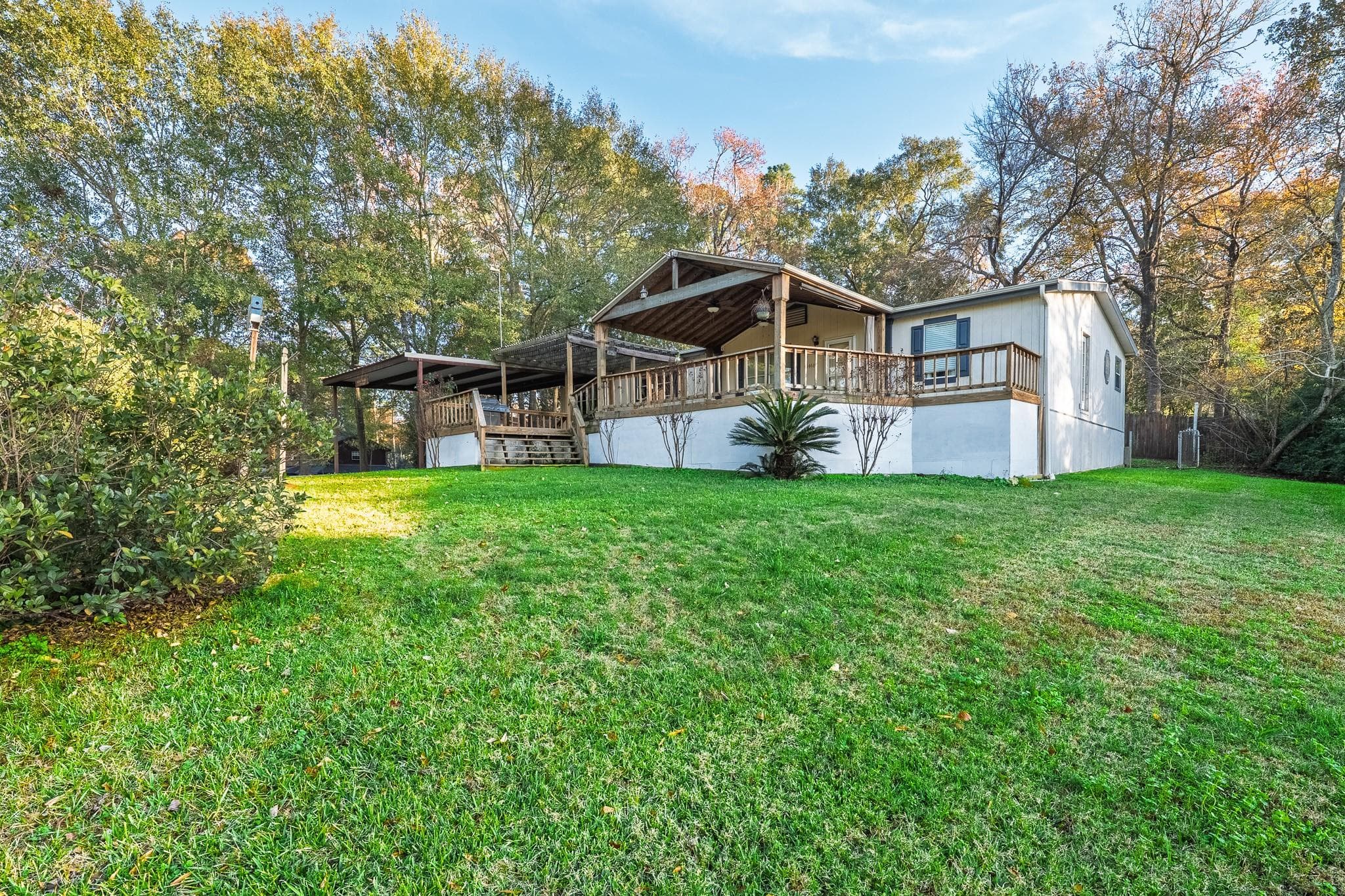 14461 Elmore Dr