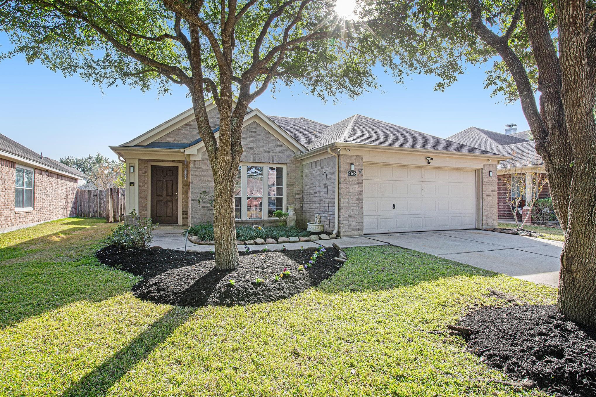 20523 Daisy Bloom Ct