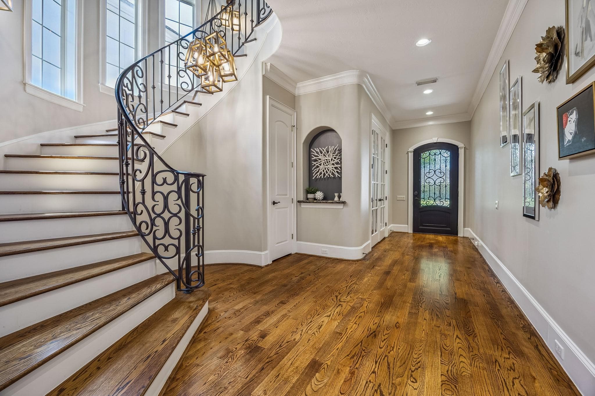 Gallery image 2
