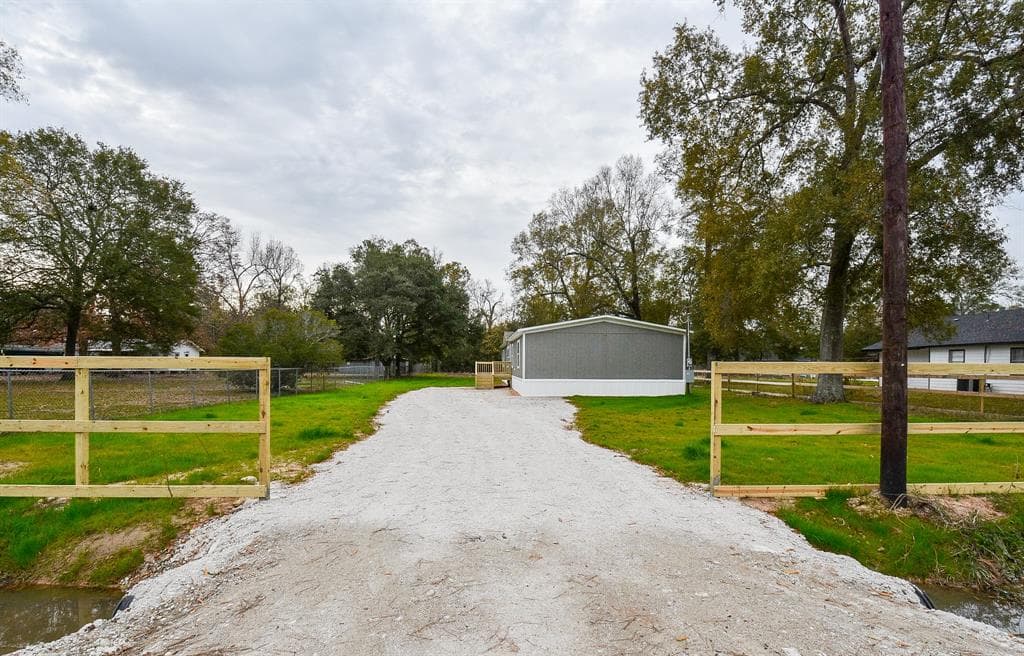 176 County Road 328 S