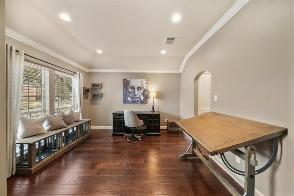 Gallery image 4