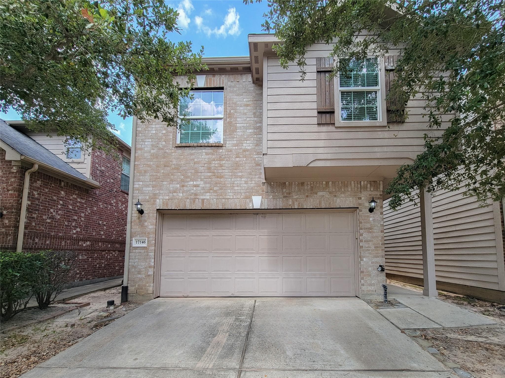 Main property image