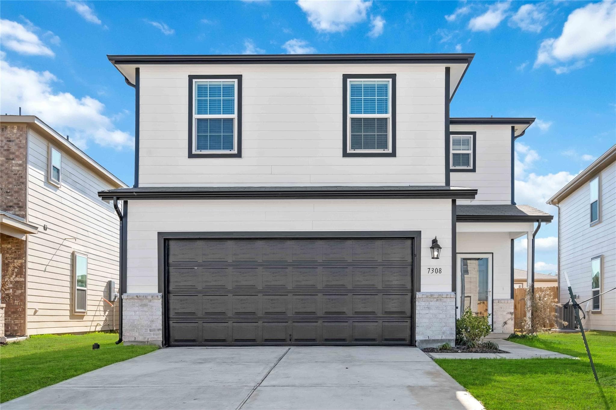 7328 Madison Commons Ln
