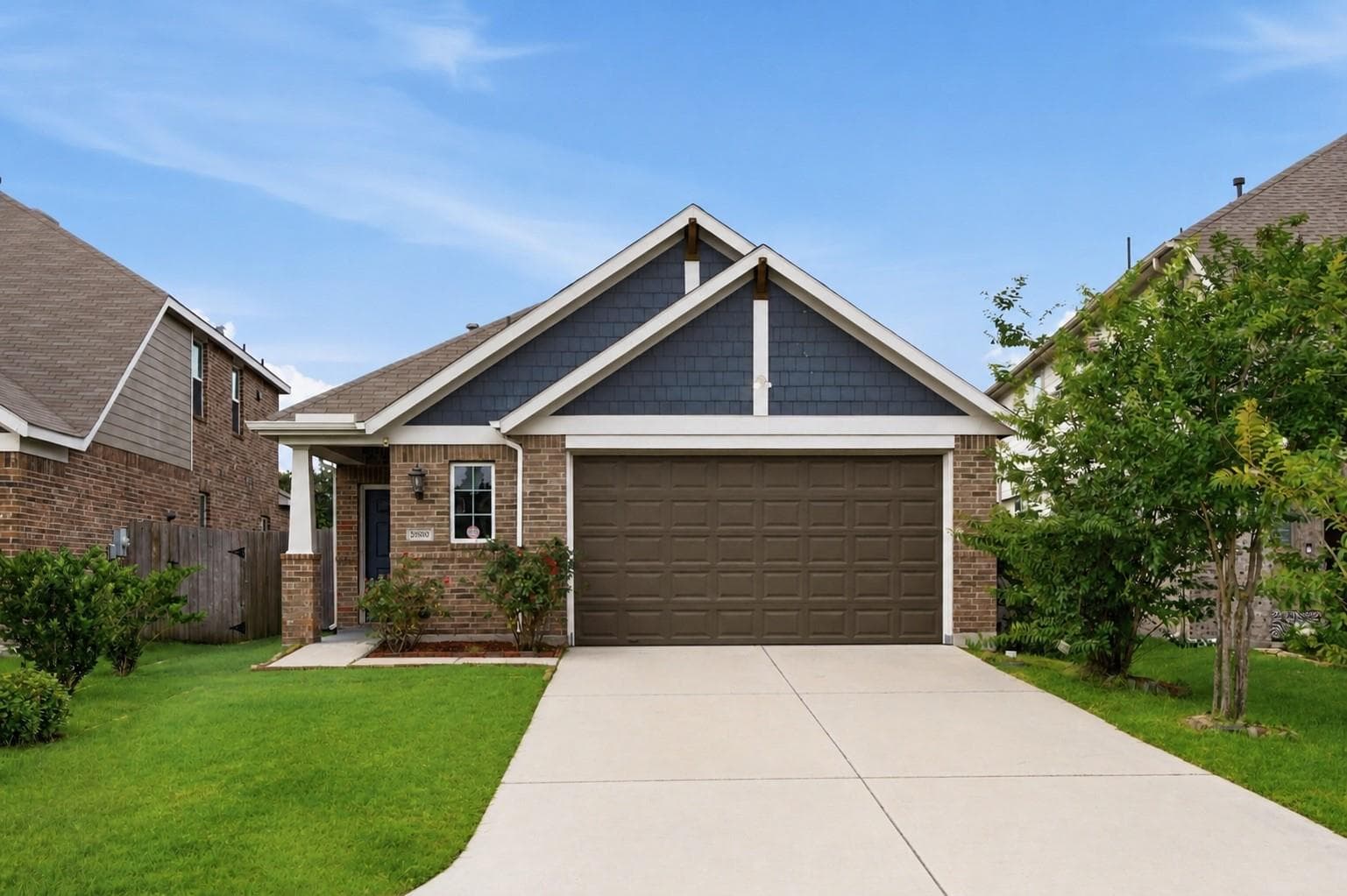 29880 Dovetail Bluff Ln