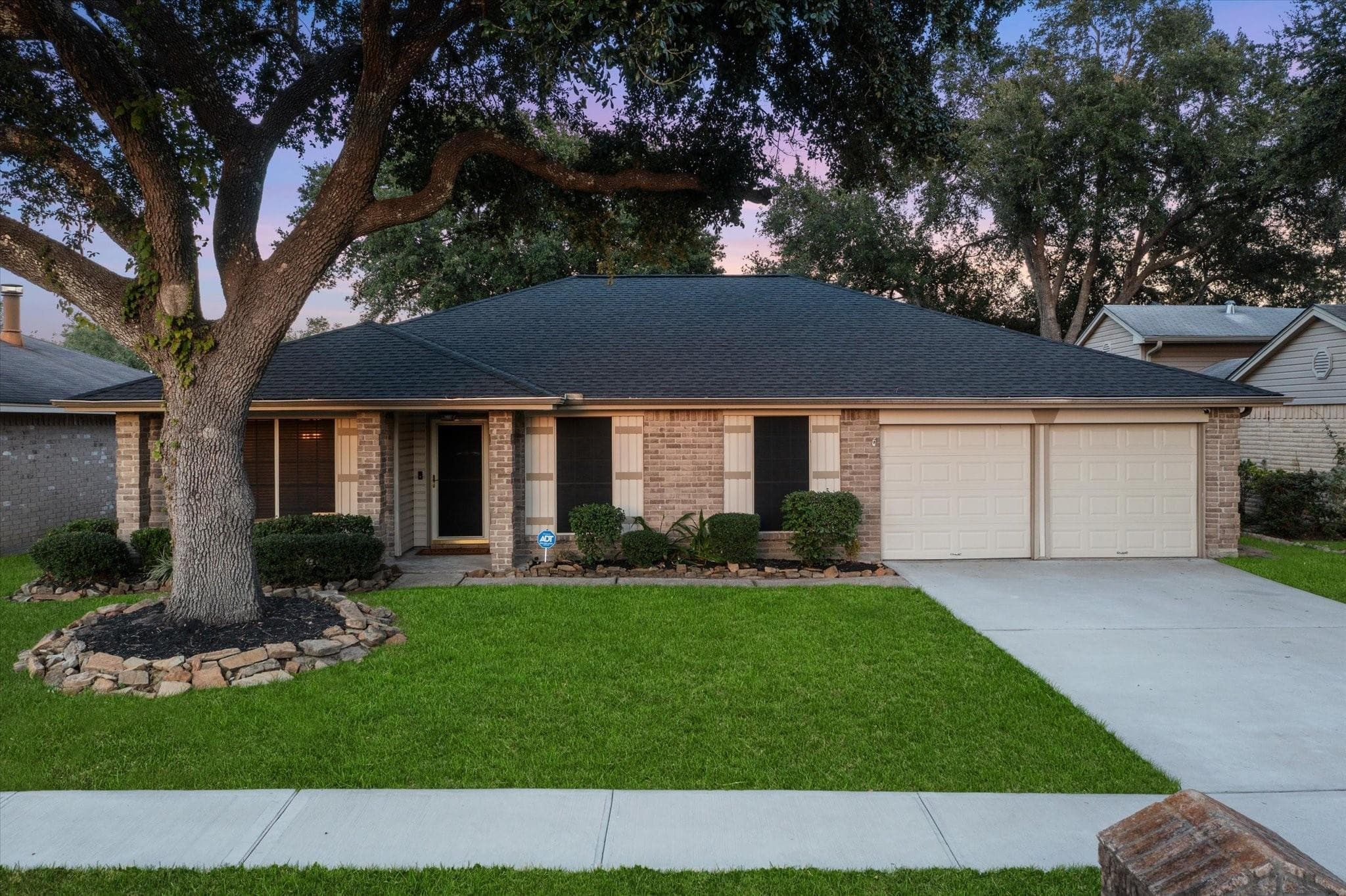 7518 Shoshone Dr
