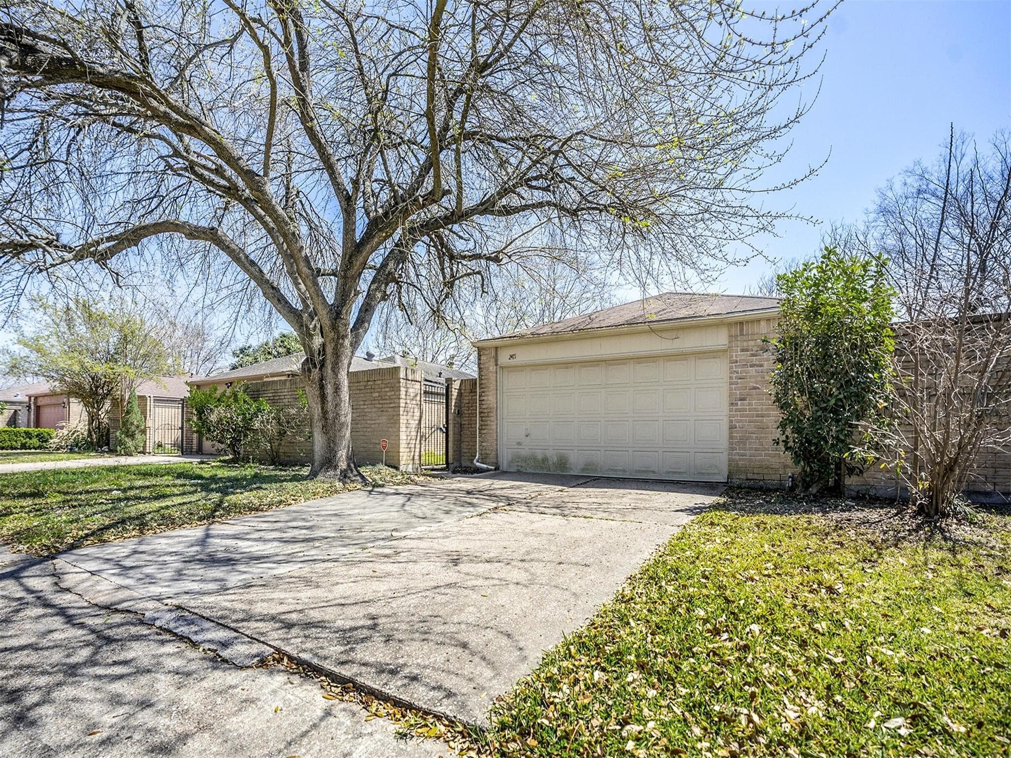 2471 Falls Church Dr