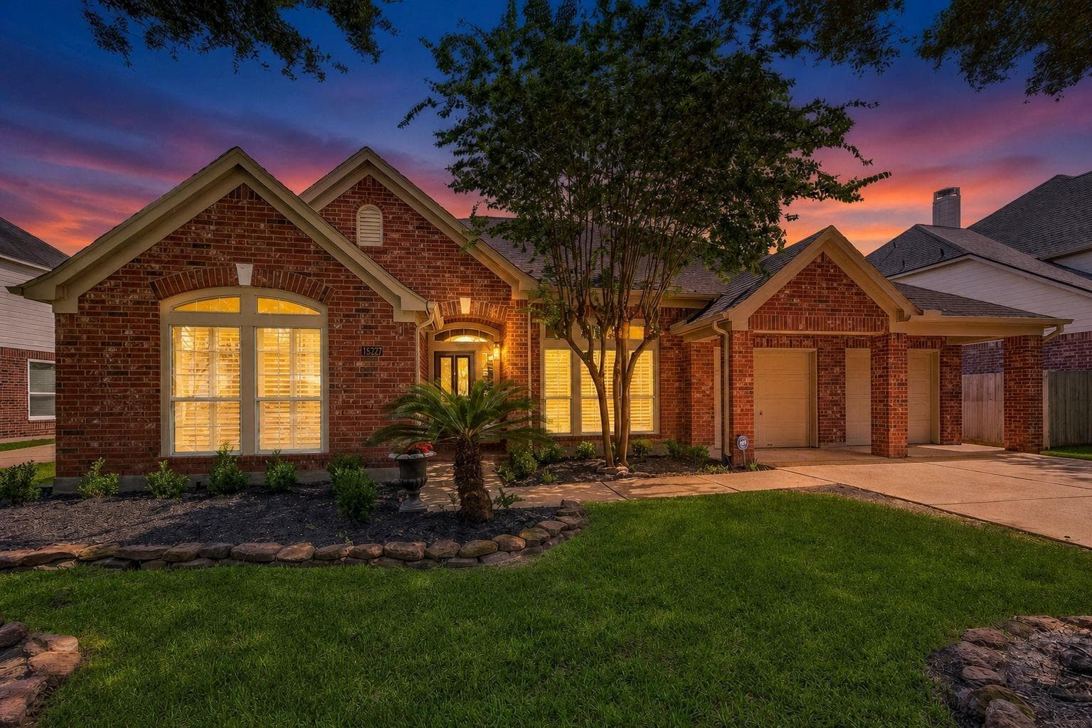 1527 Lake Pauline Ct