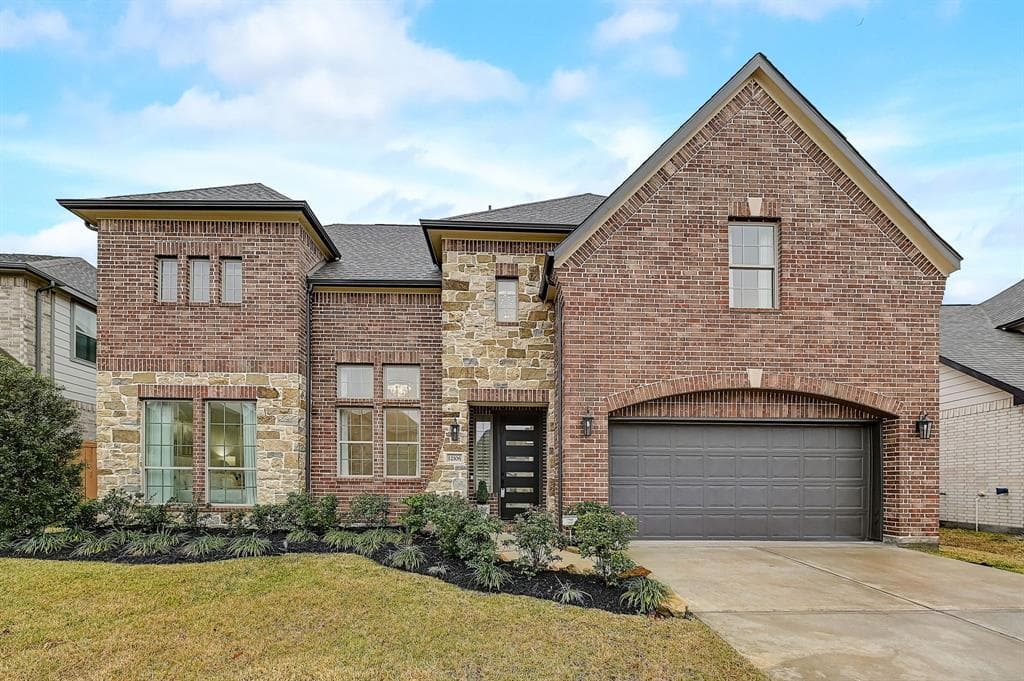 12106 River Dee Dr