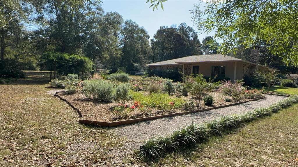 802 County Road 1270