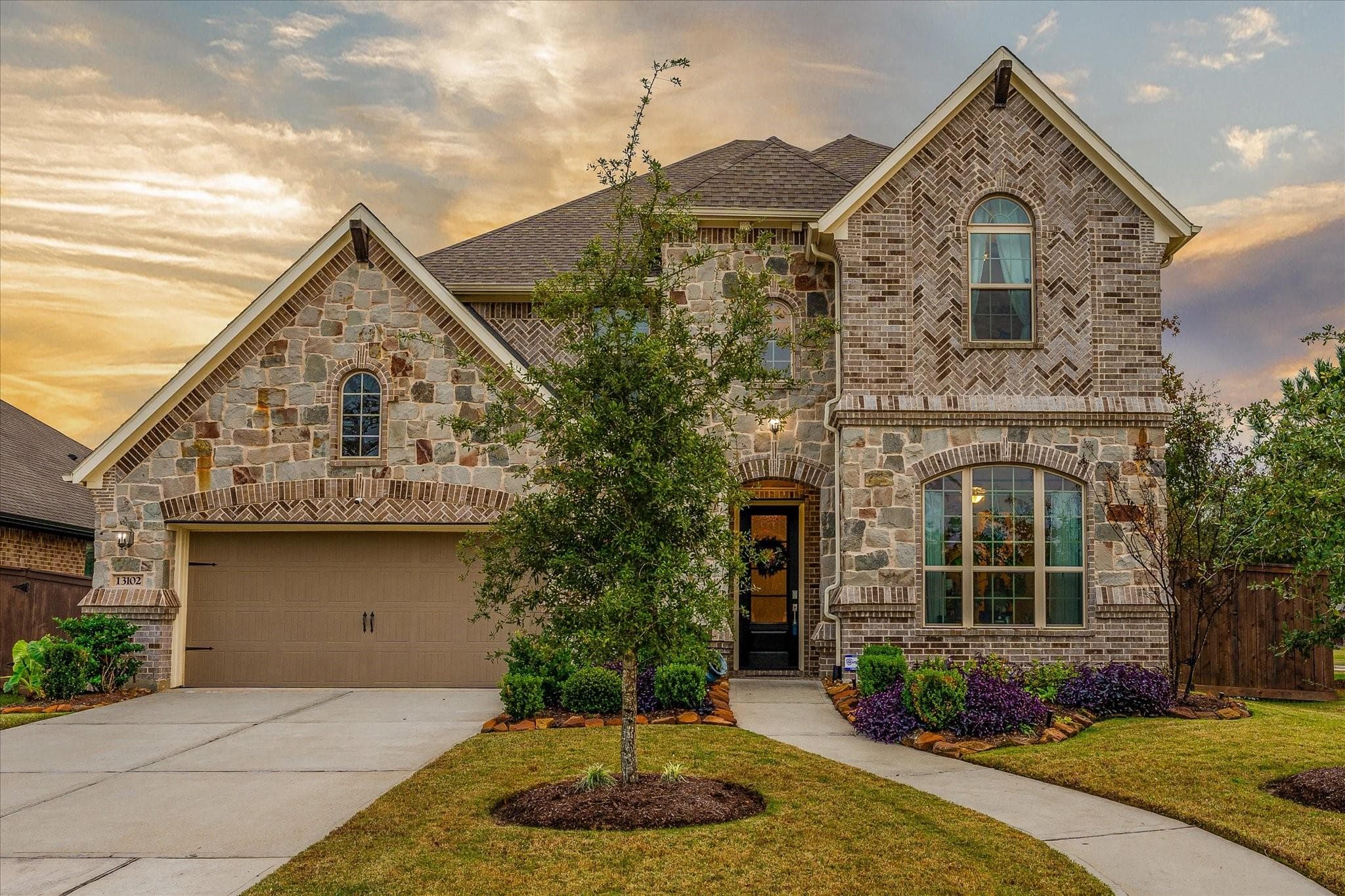 13102 Six Rivers Dr
