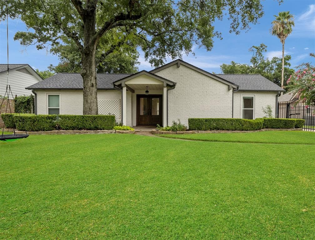 1438 Scenic Ridge Dr