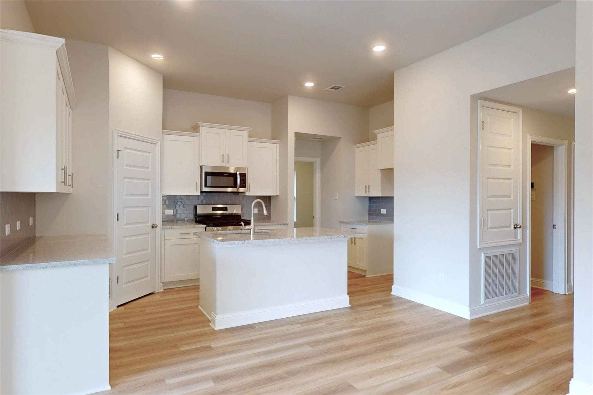 Gallery image 3