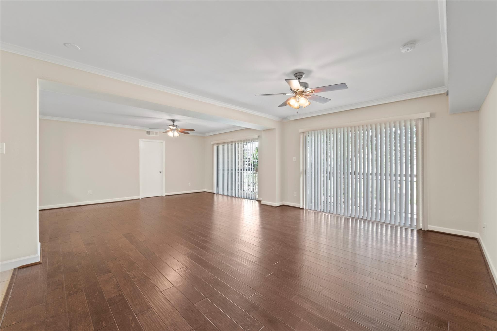4515 Briar Hollow Pl Apt 206
