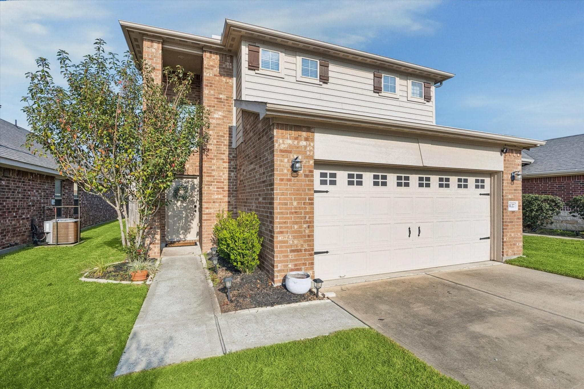 5127 Misty Ln