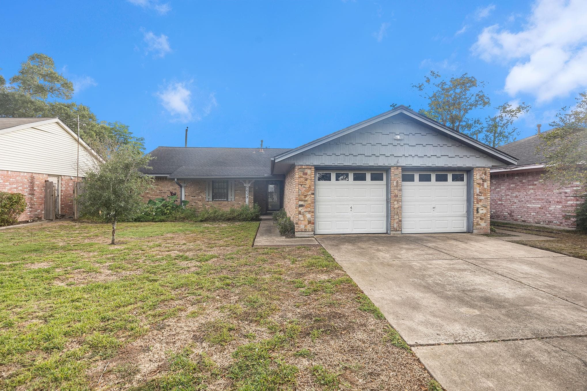 5603 Viking Dr
