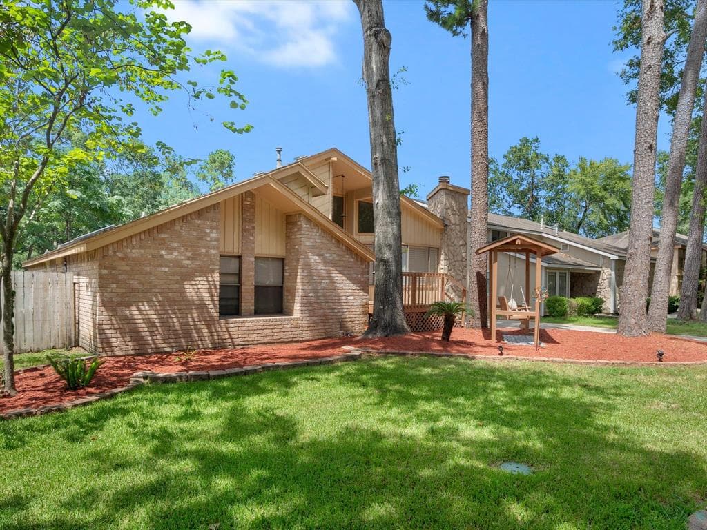 19534 Enchanted Oaks Dr