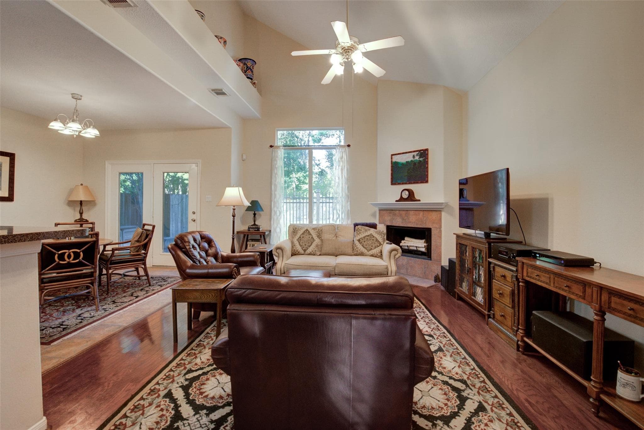 Gallery image 4