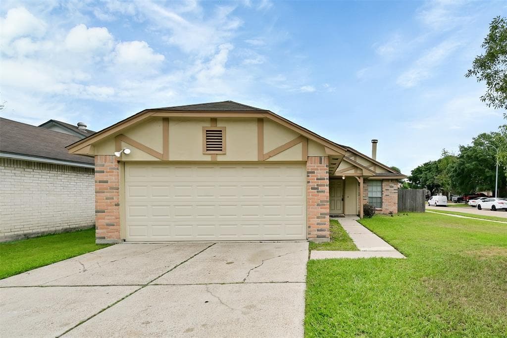 10302 Bushy Creek Dr