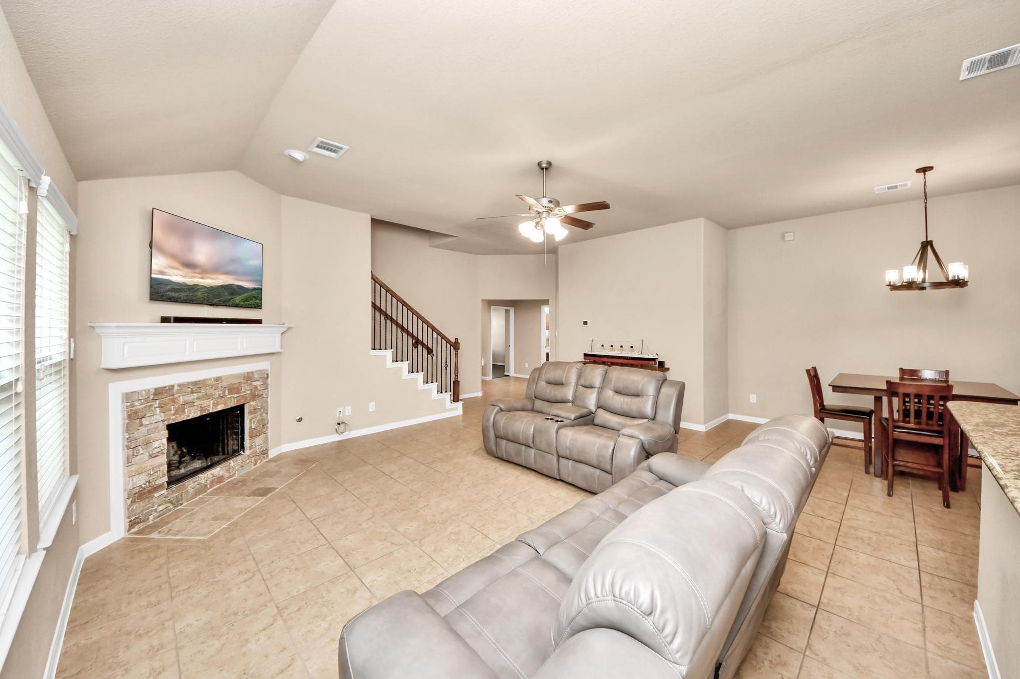 Gallery image 2