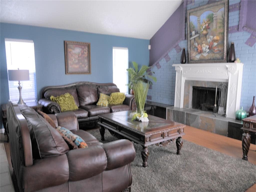 Gallery image 2
