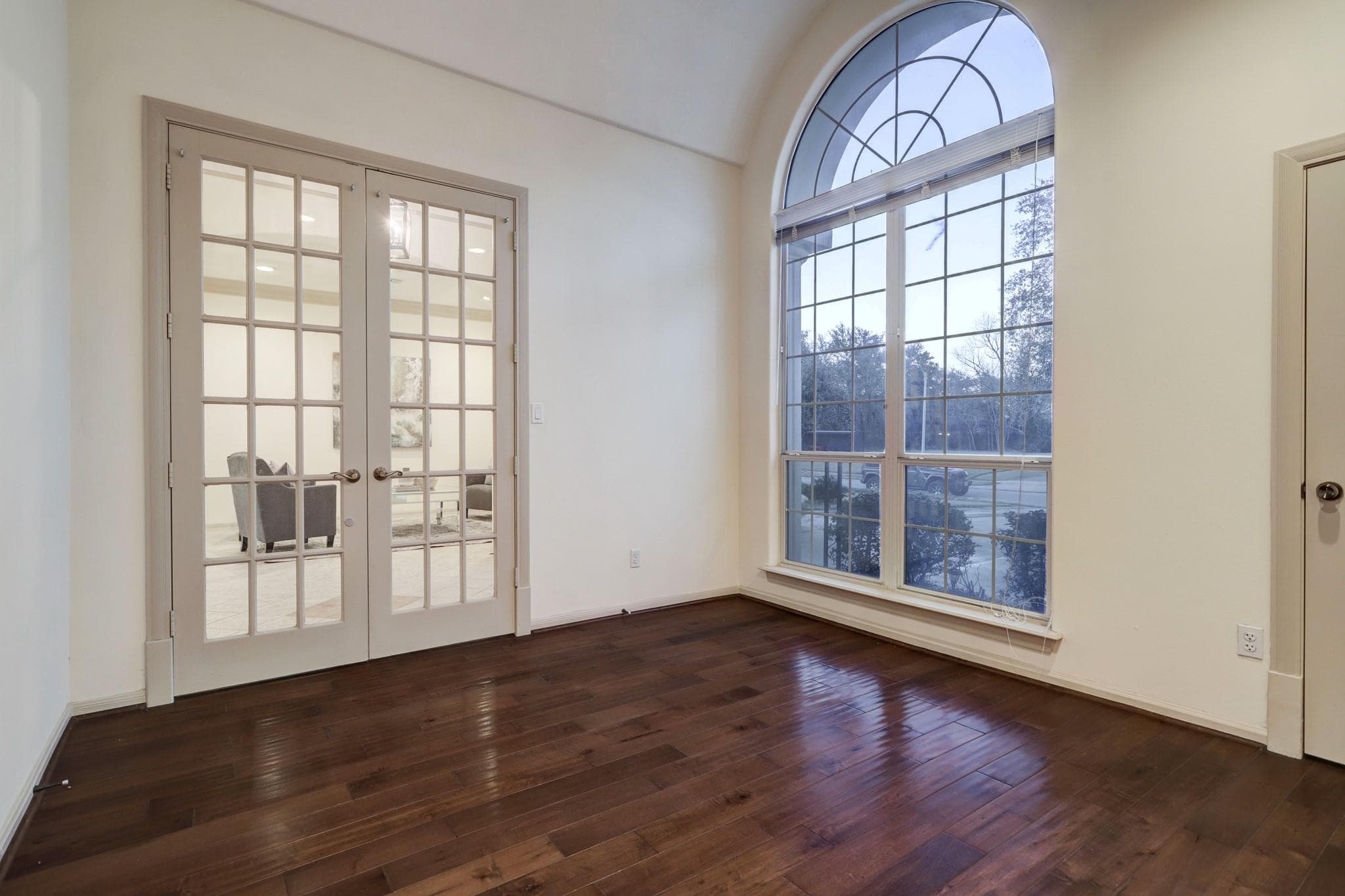 Gallery image 5
