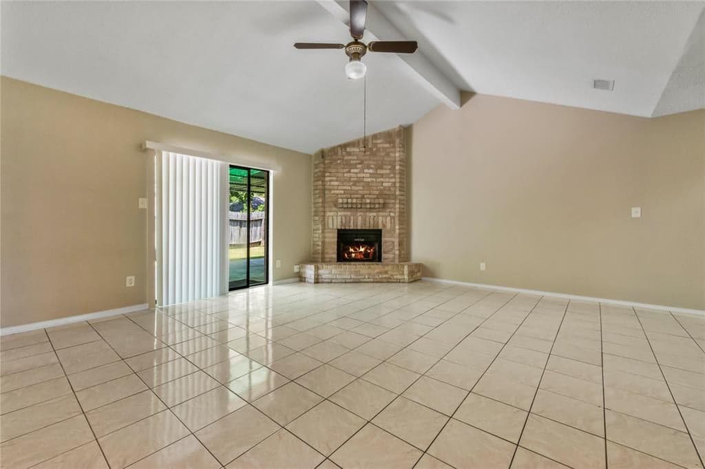 12102 Woolford Dr