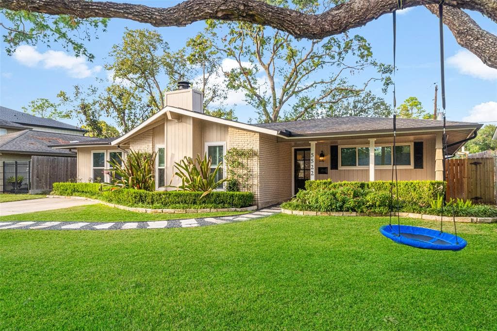 5522 Schumacher Ln