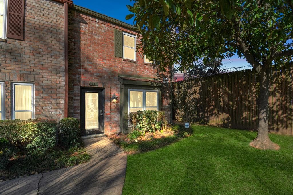 5800 Lumberdale Rd Unit 14