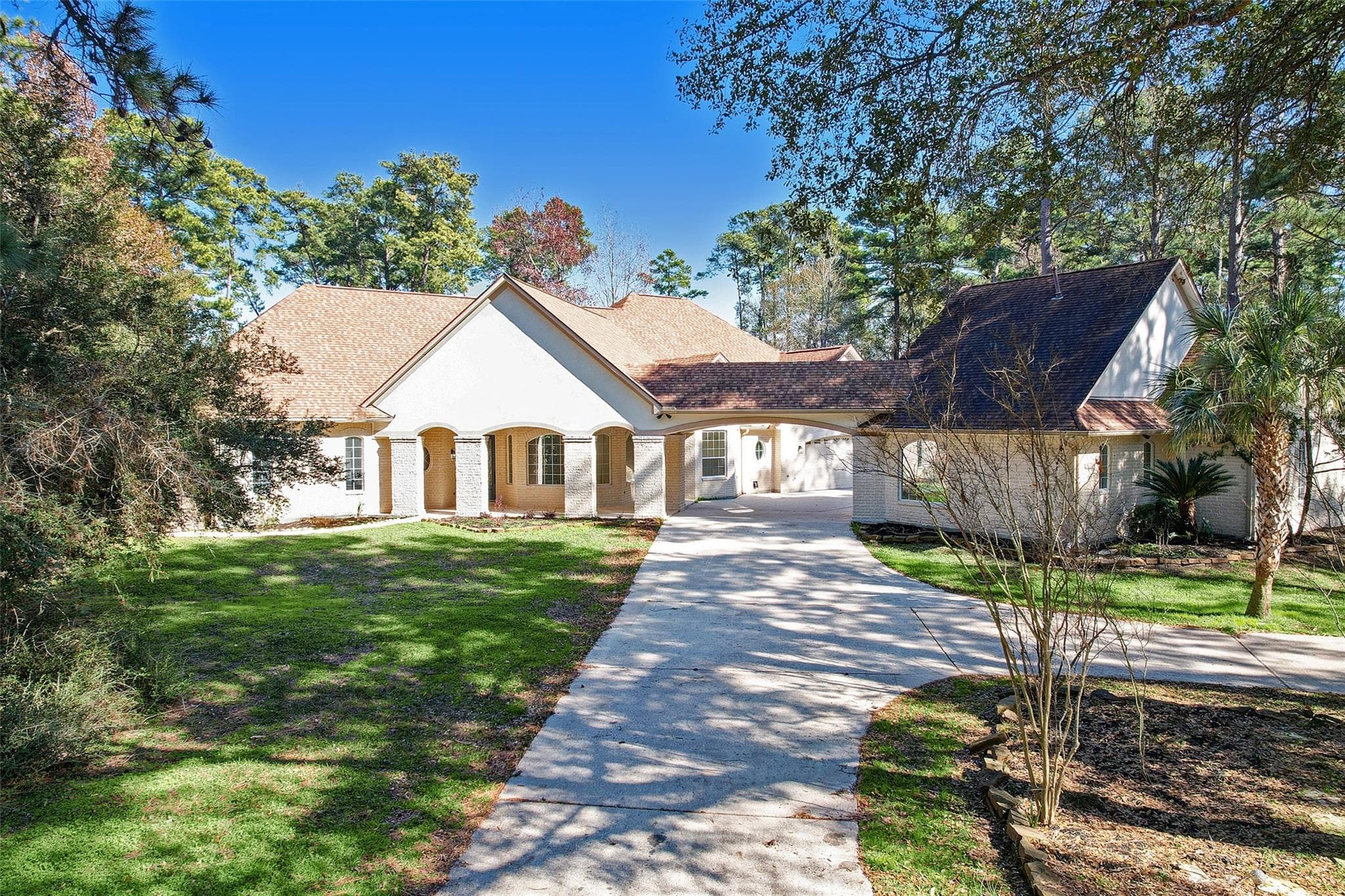 21218 Glen Willow Dr