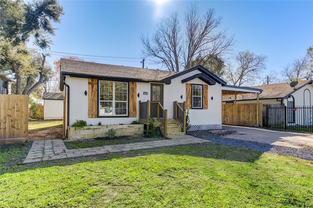 2808 Mcnay Dr