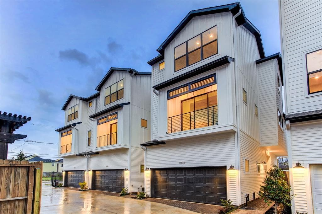 Main property image