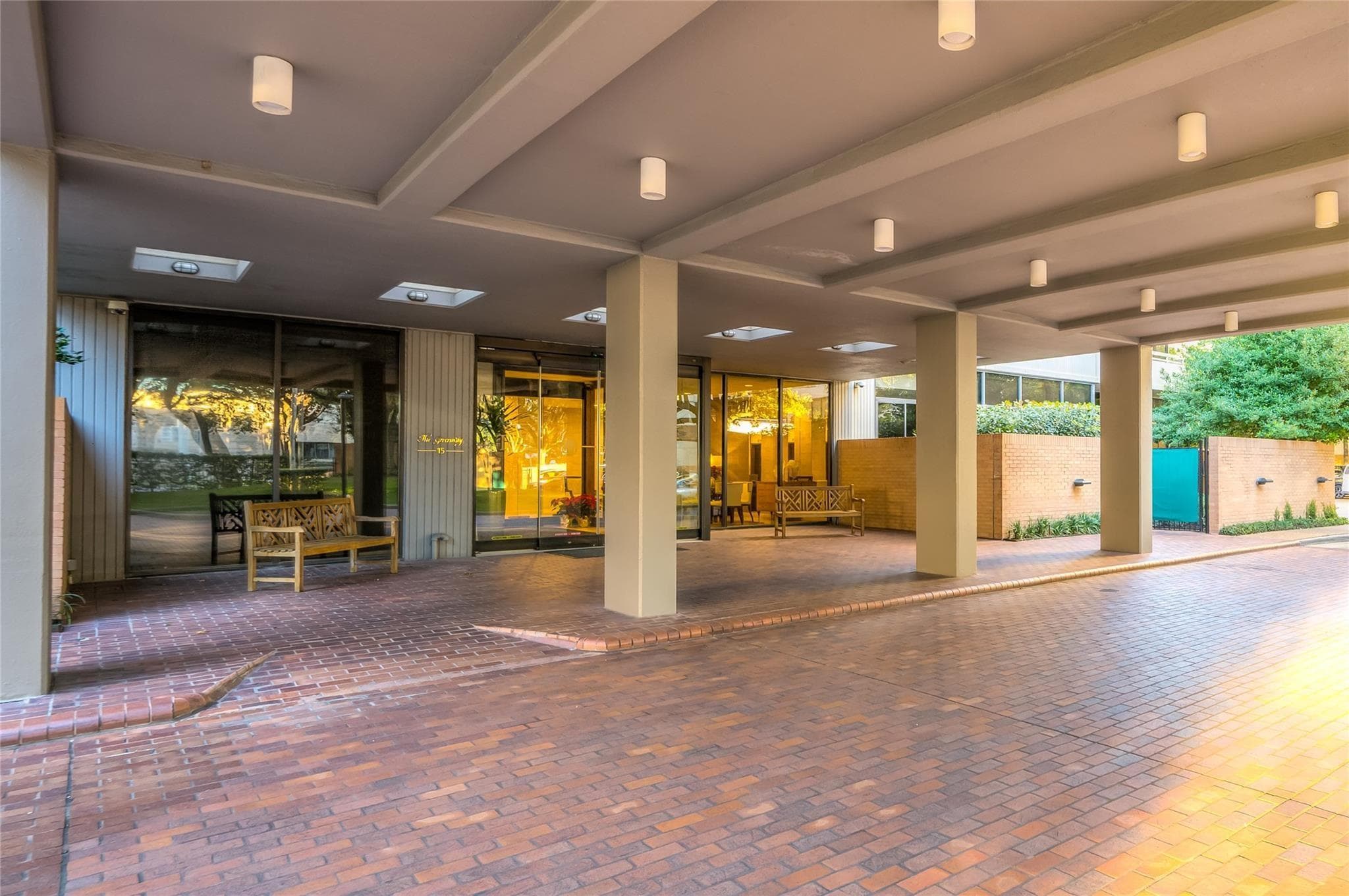 Gallery image 2