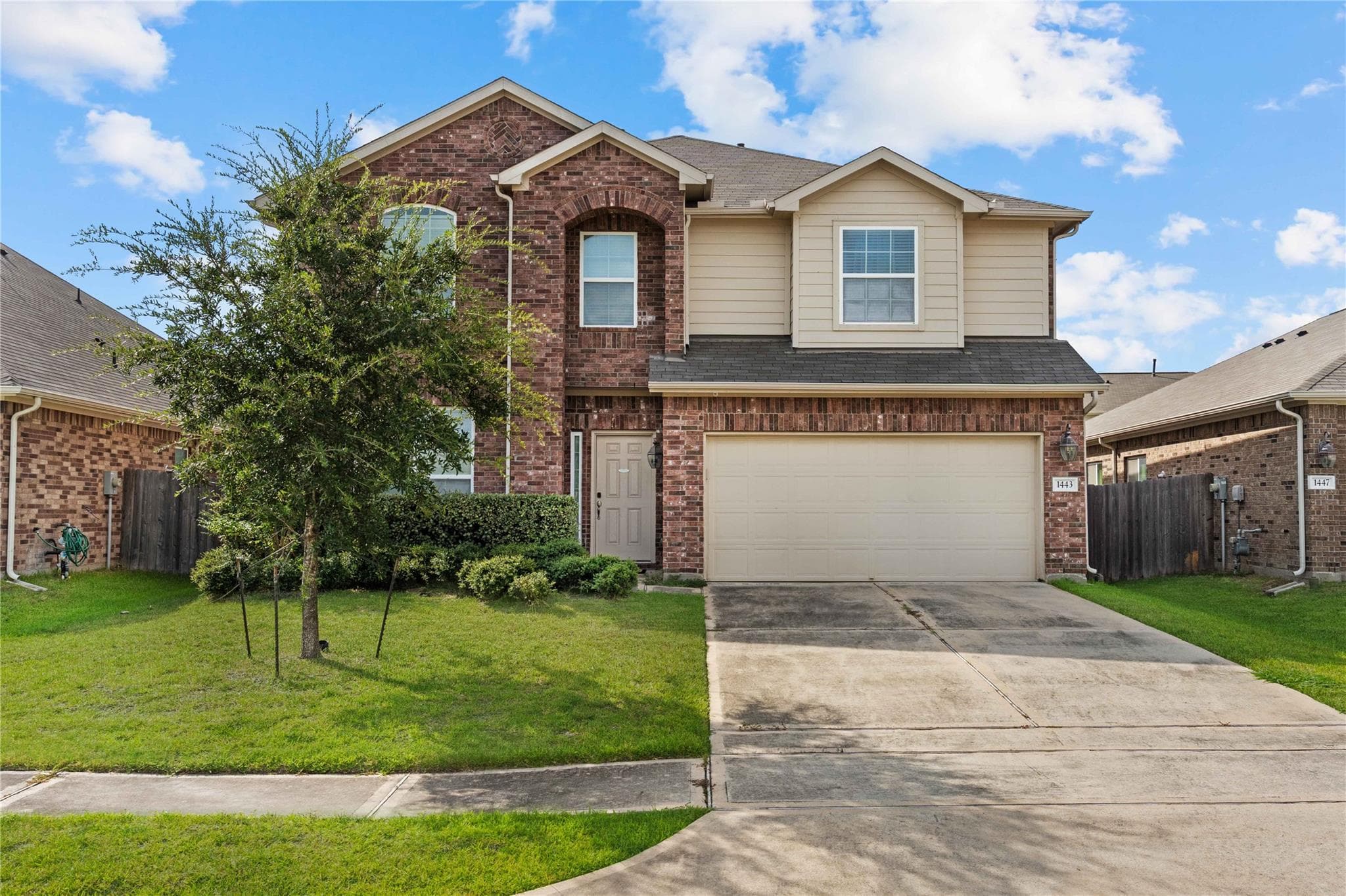 1443 Green Highland Dr