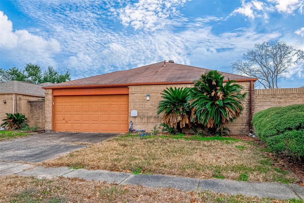 2427 Colton Hollow Dr